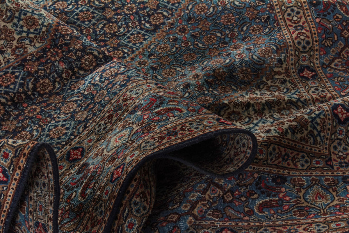 5062, Persian Birjand Oversized Rug