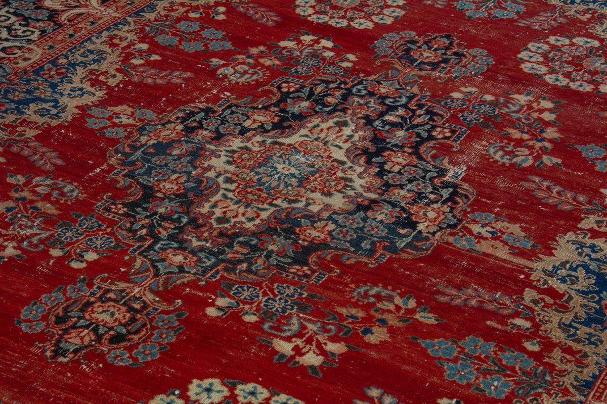 5068, Persian Birjand Area Rug
