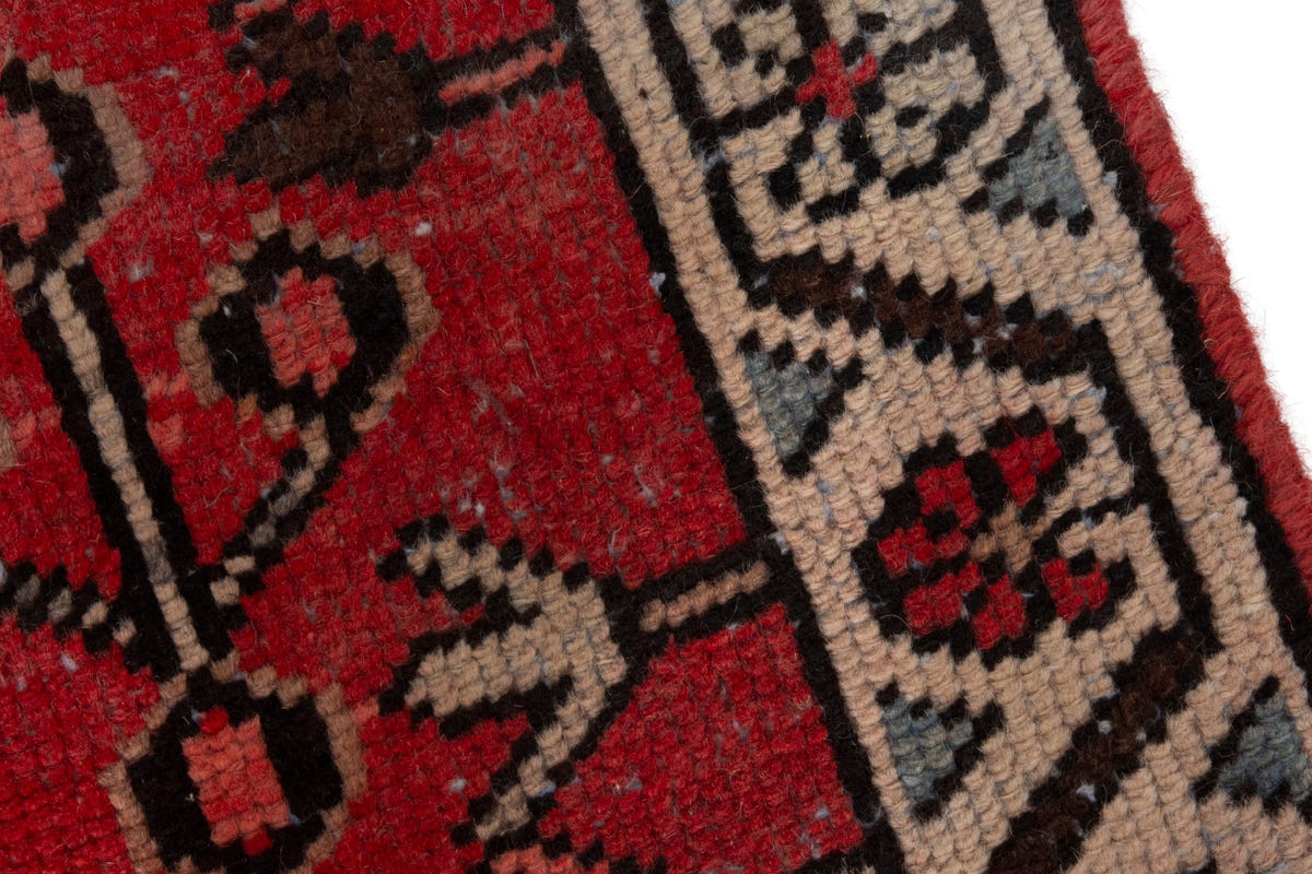 5130, Persian Hamadan Area Rug