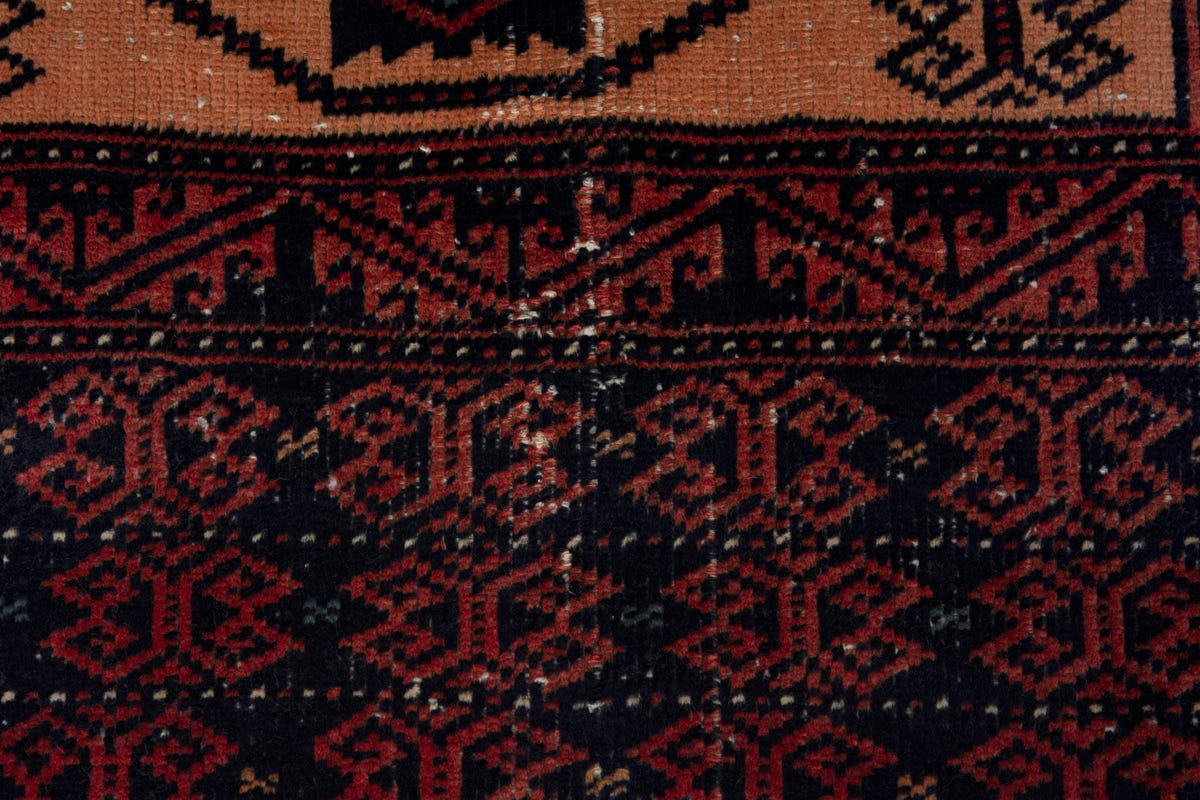 5160, Persian Baluch Area Rug