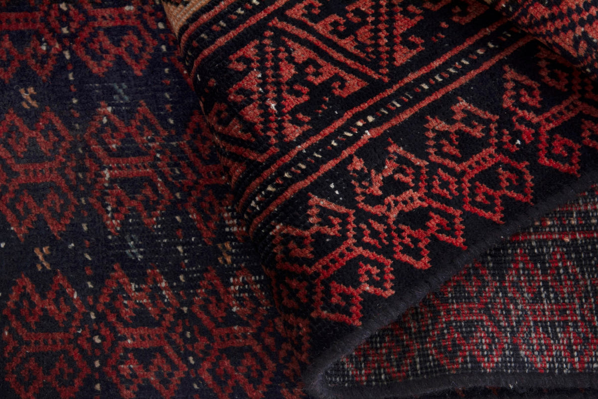 5160, Persian Baluch Area Rug