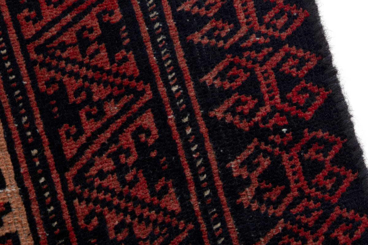 5160, Persian Baluch Area Rug