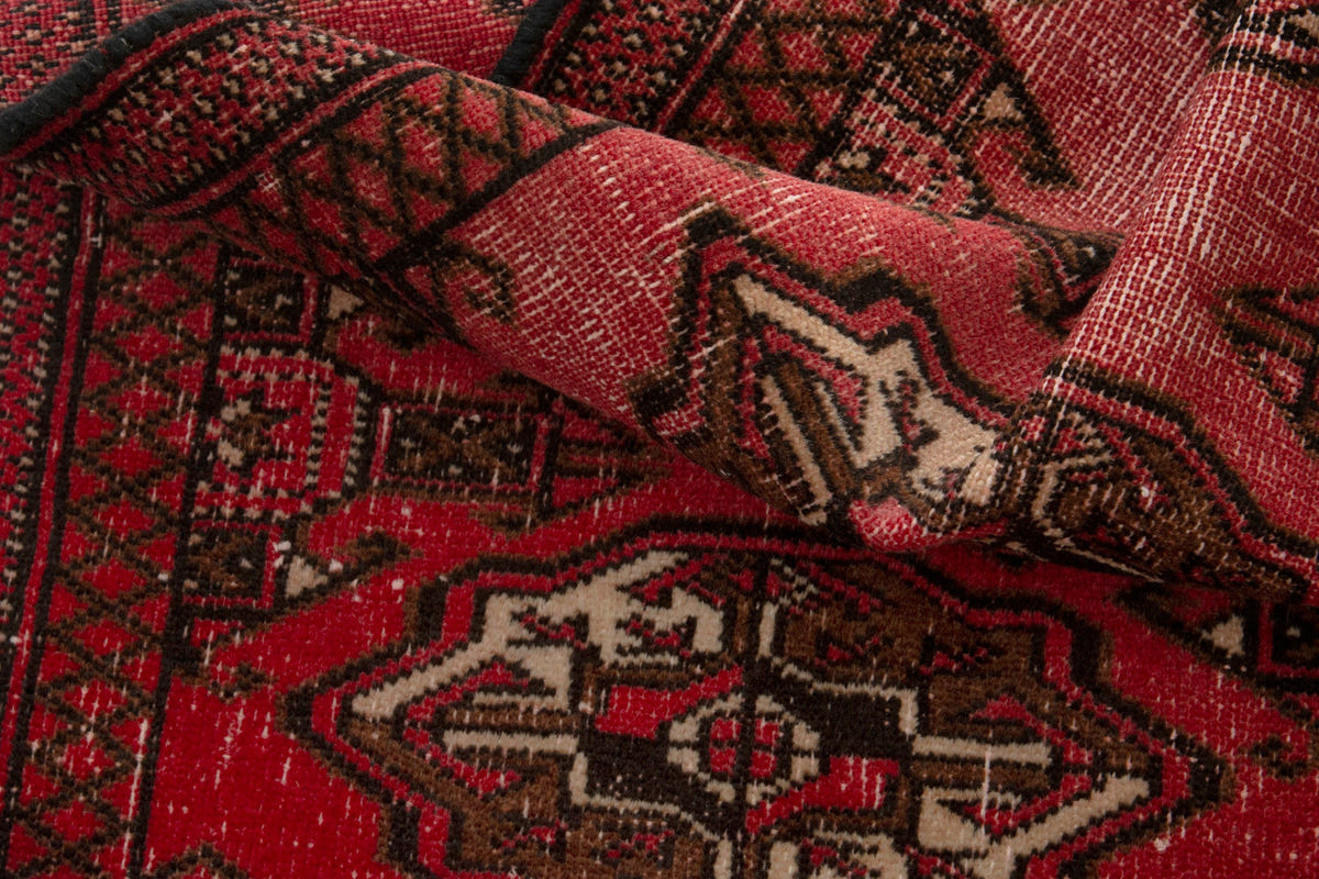 5170, Persian Torkaman Area Rug