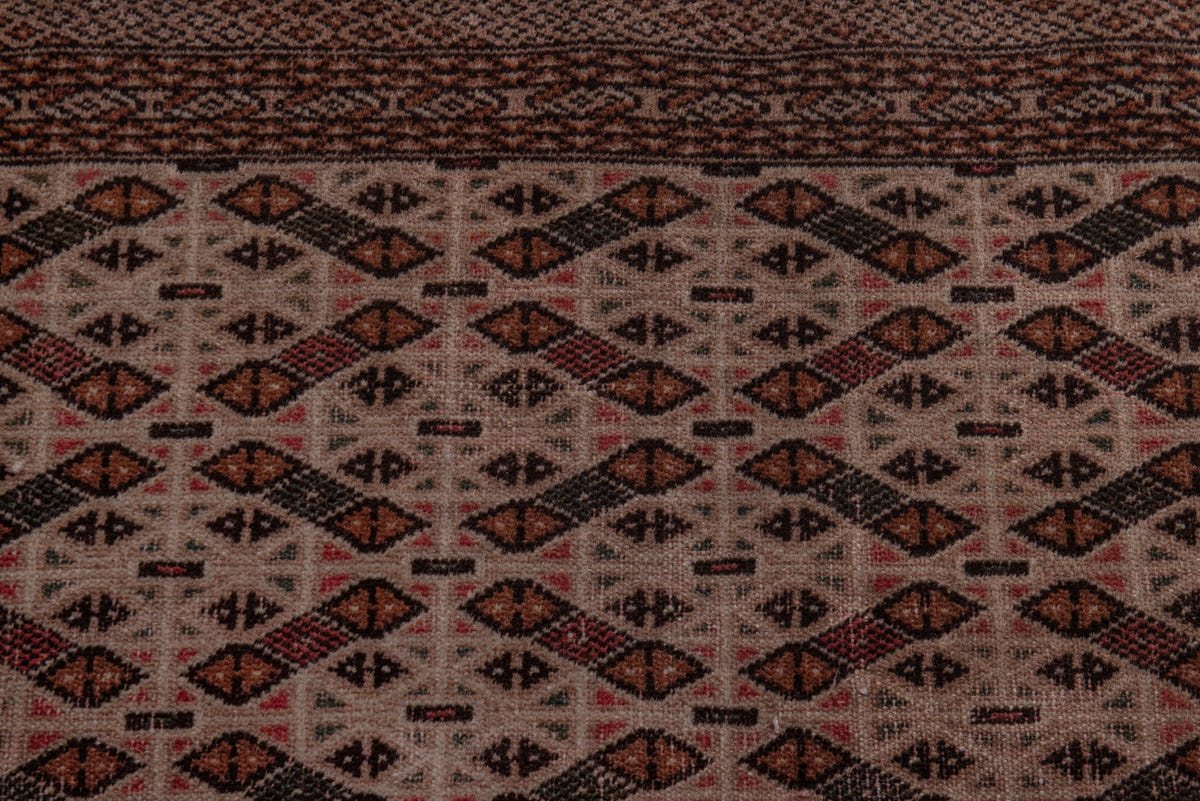5178, Persian Torkaman Area Rug