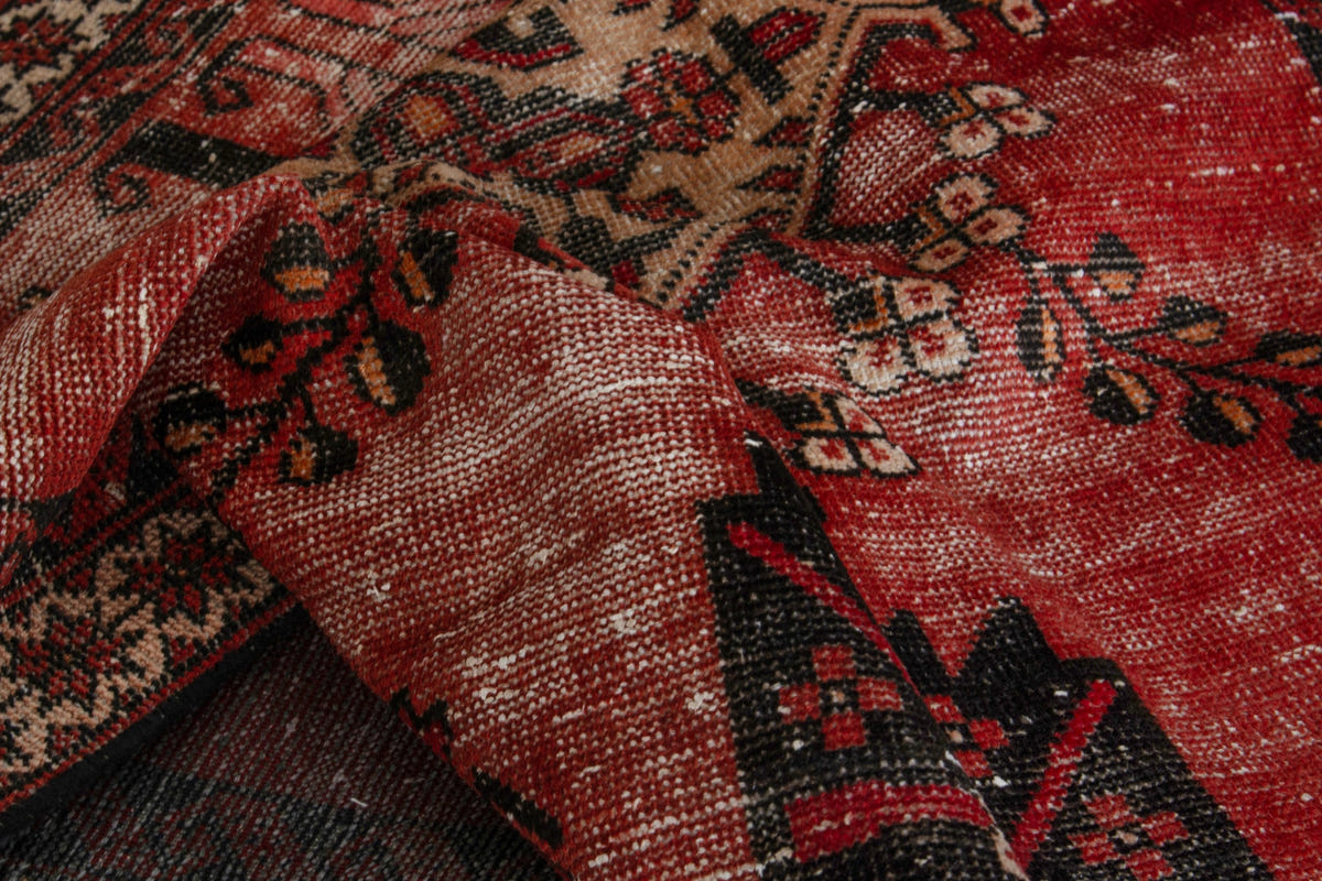 5181, Persian Ferdos Area Rug