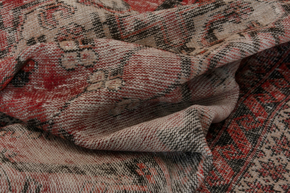5185, Persian Ferdos Area Rug