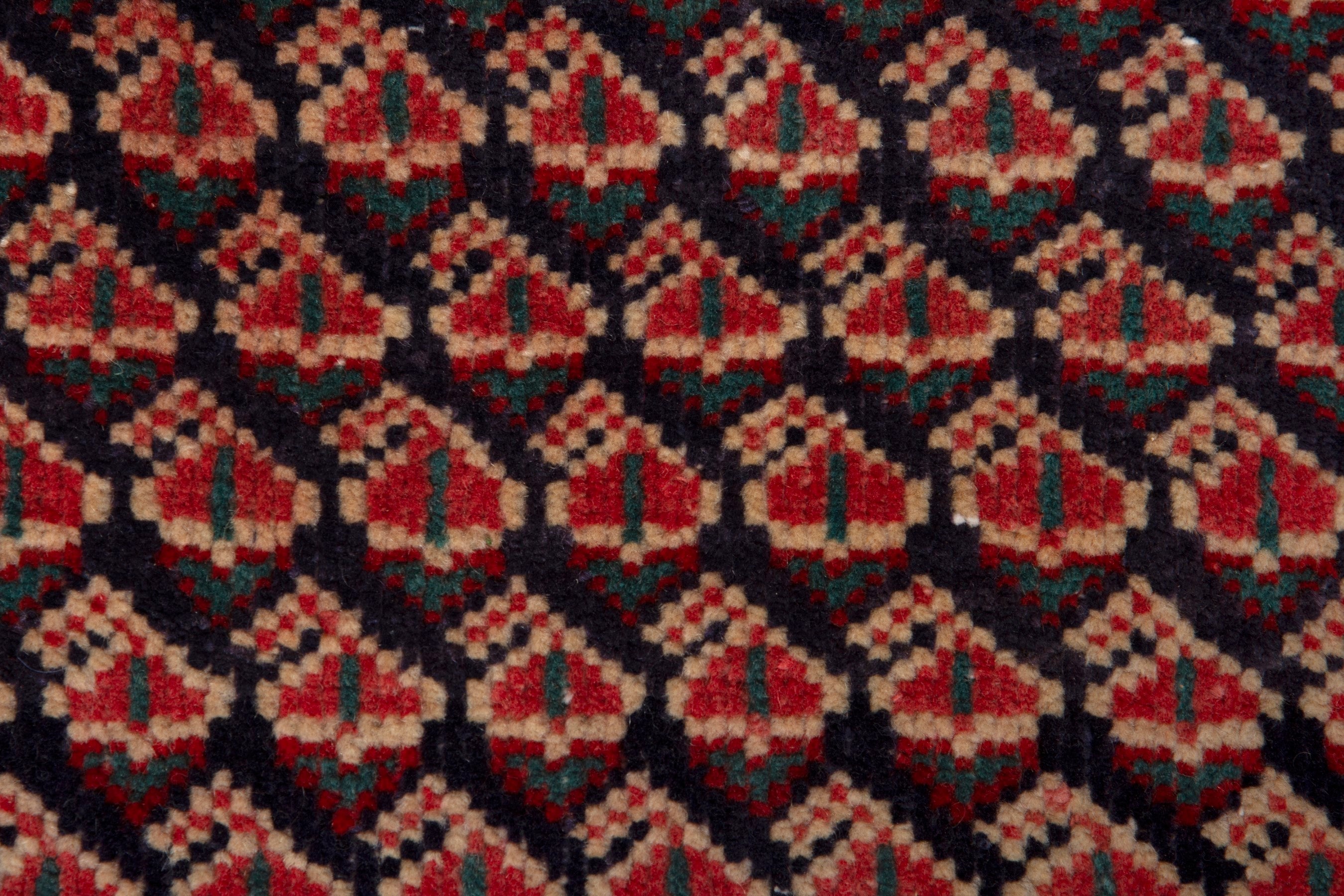 Persian Vist accent rug in burgundy and rust, view 11 of 17