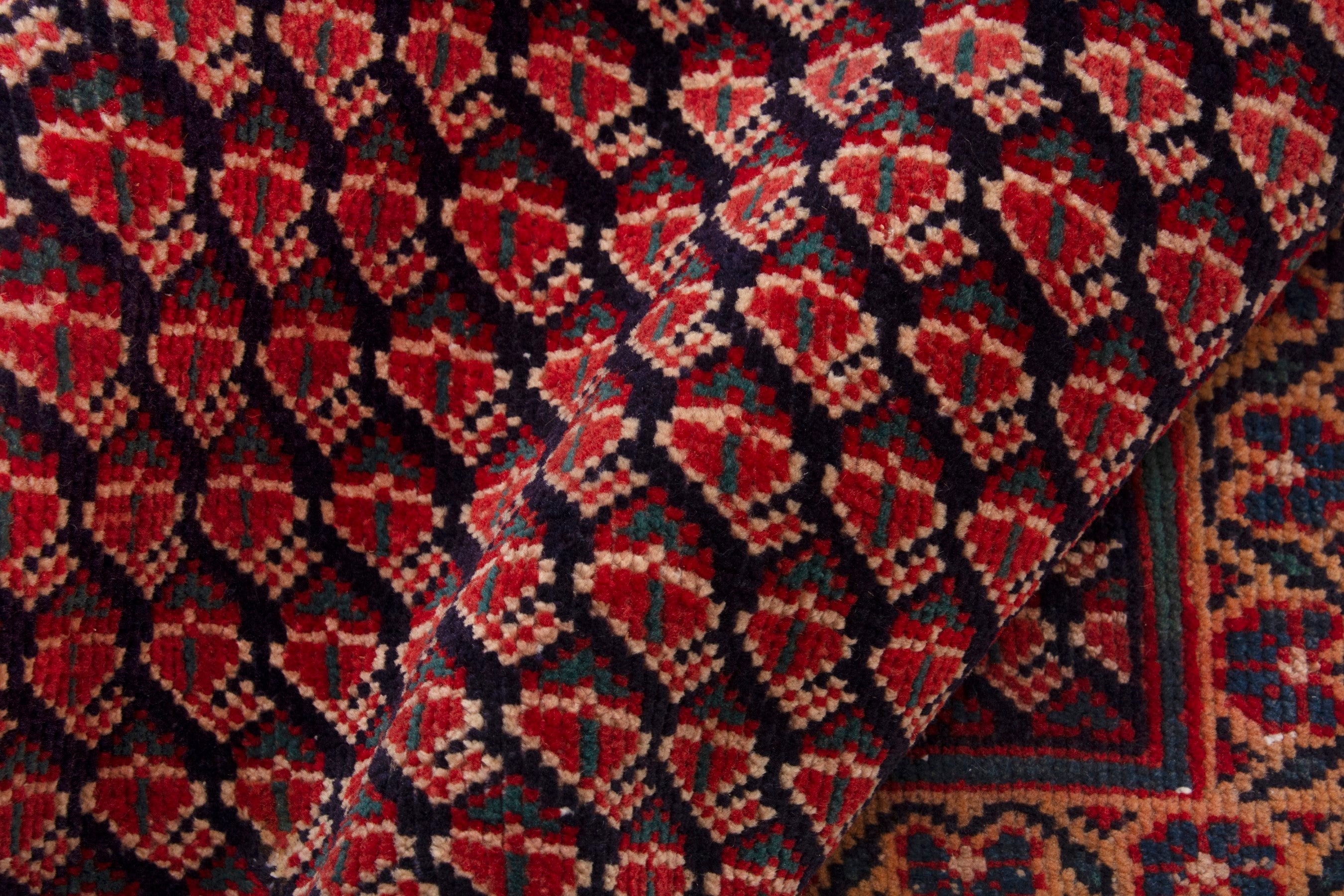 Persian Vist accent rug in burgundy and rust, view 16 of 17