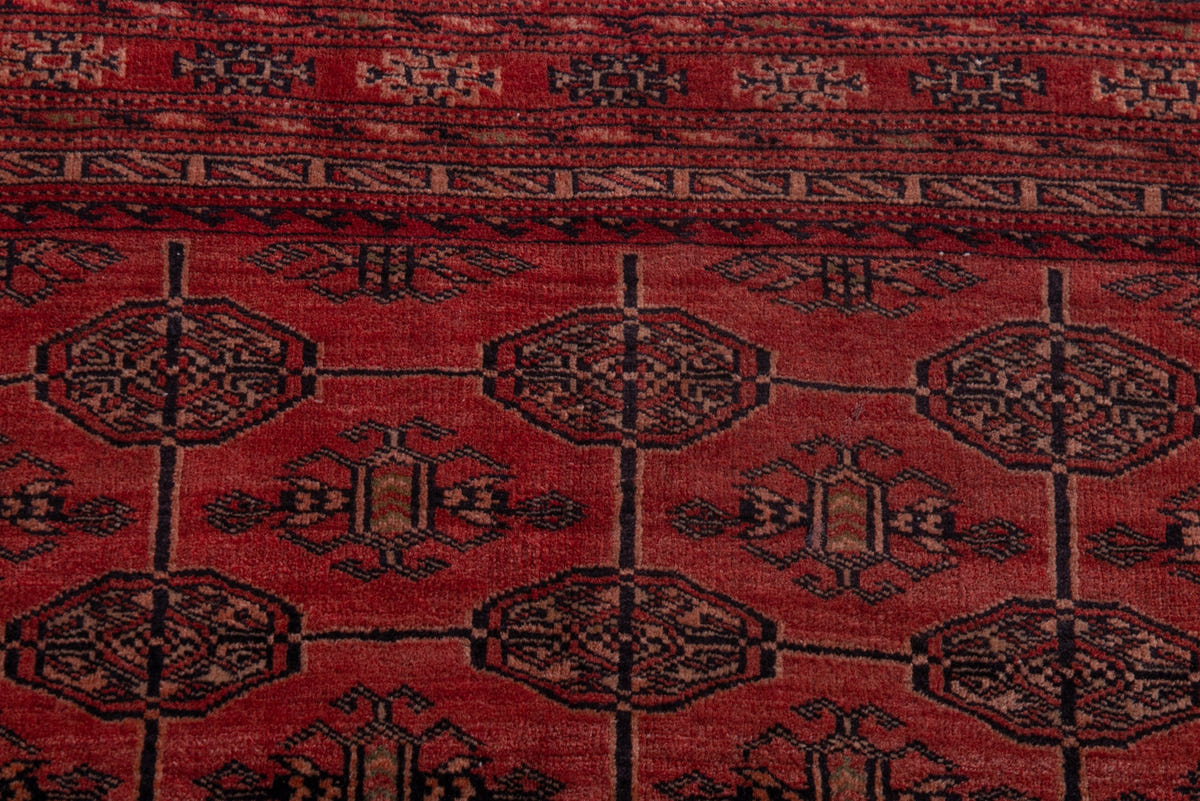 5212, Persian Torkaman Area Rug