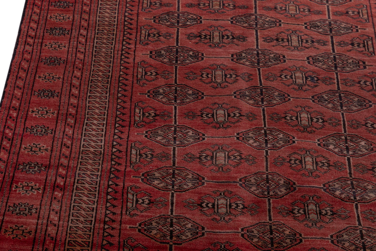 5212, Persian Torkaman Area Rug
