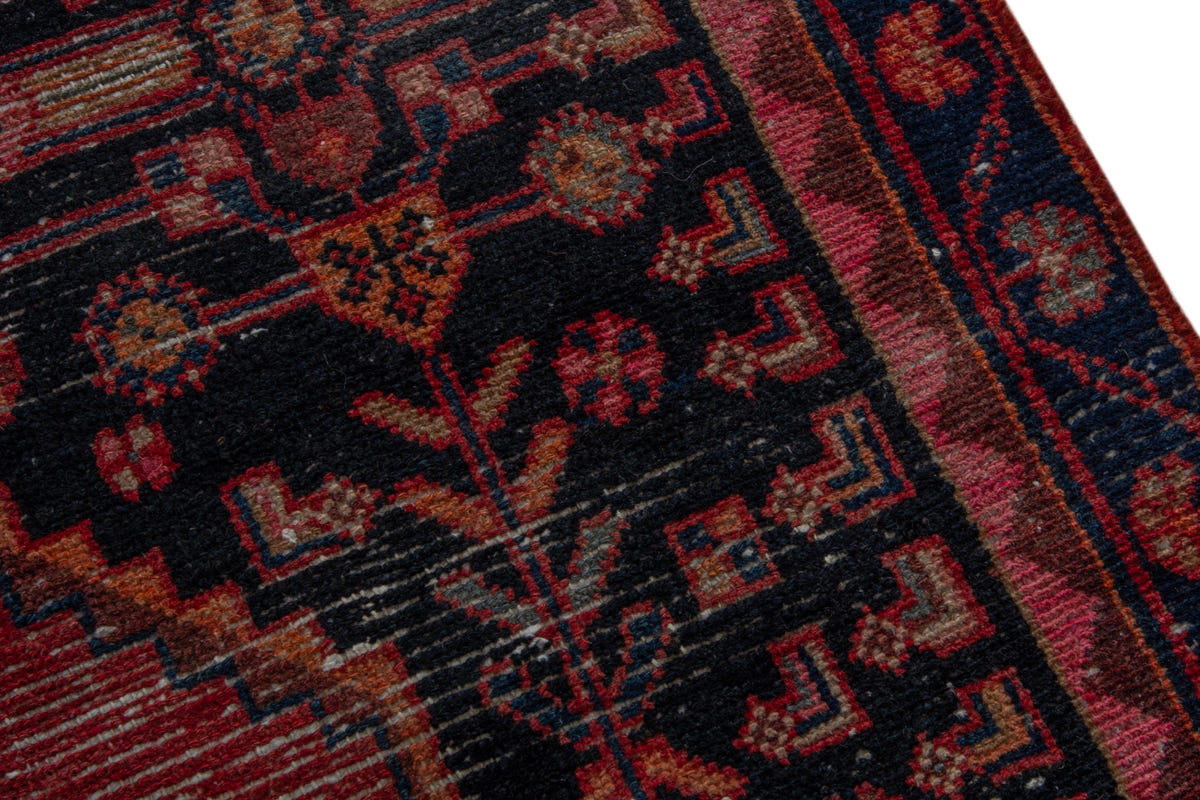 5217, Persian Hamadan Area Rug