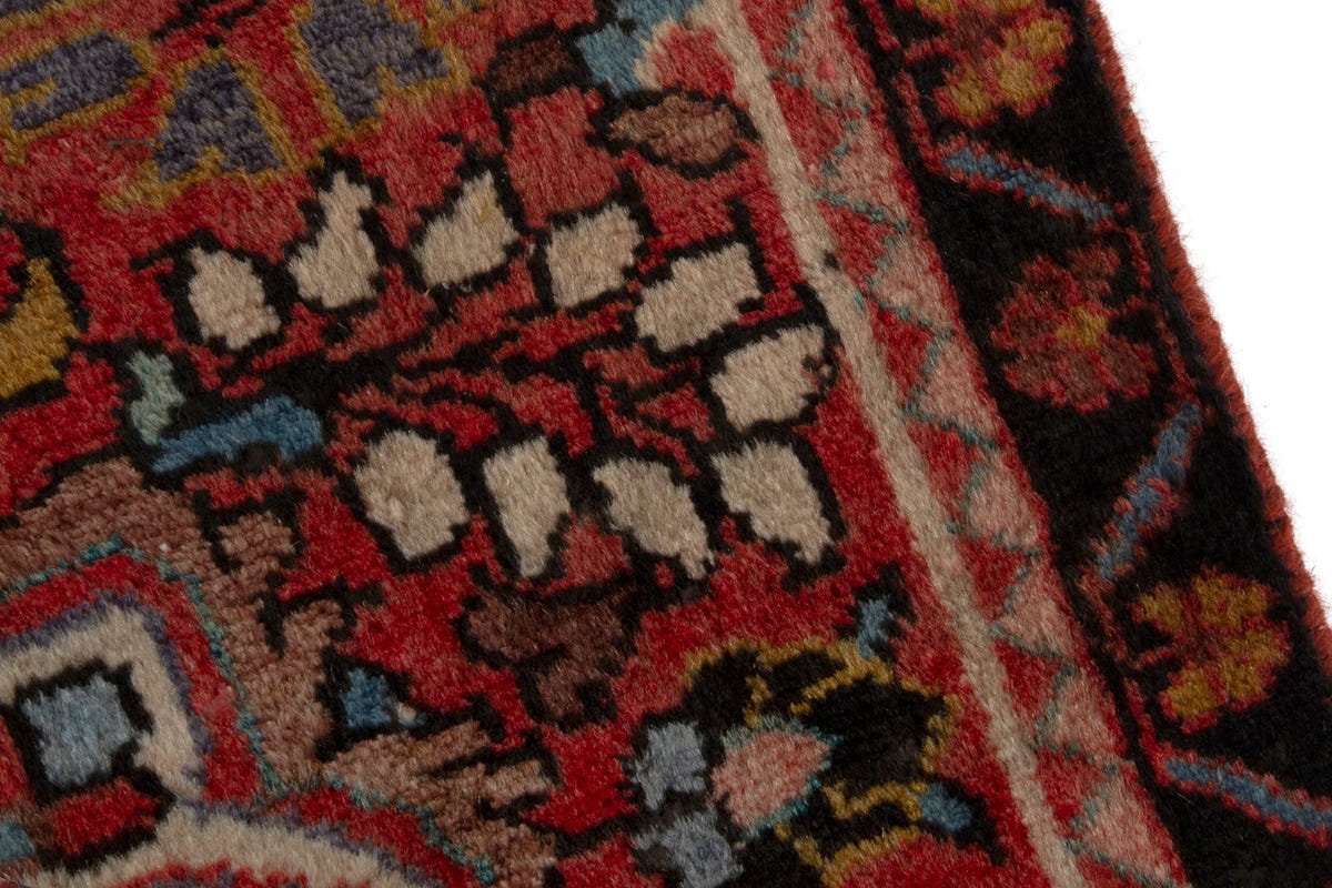 5223, Persian Lilihan Mini Rug