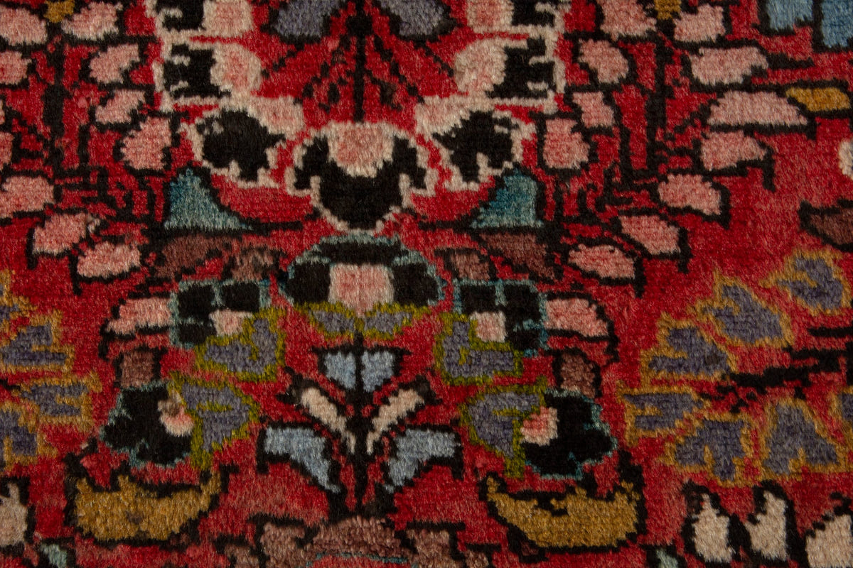 5223, Persian Lilihan Mini Rug