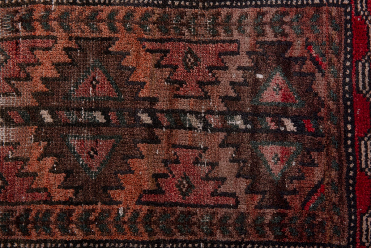 5253, Persian Baluch Mini Rug