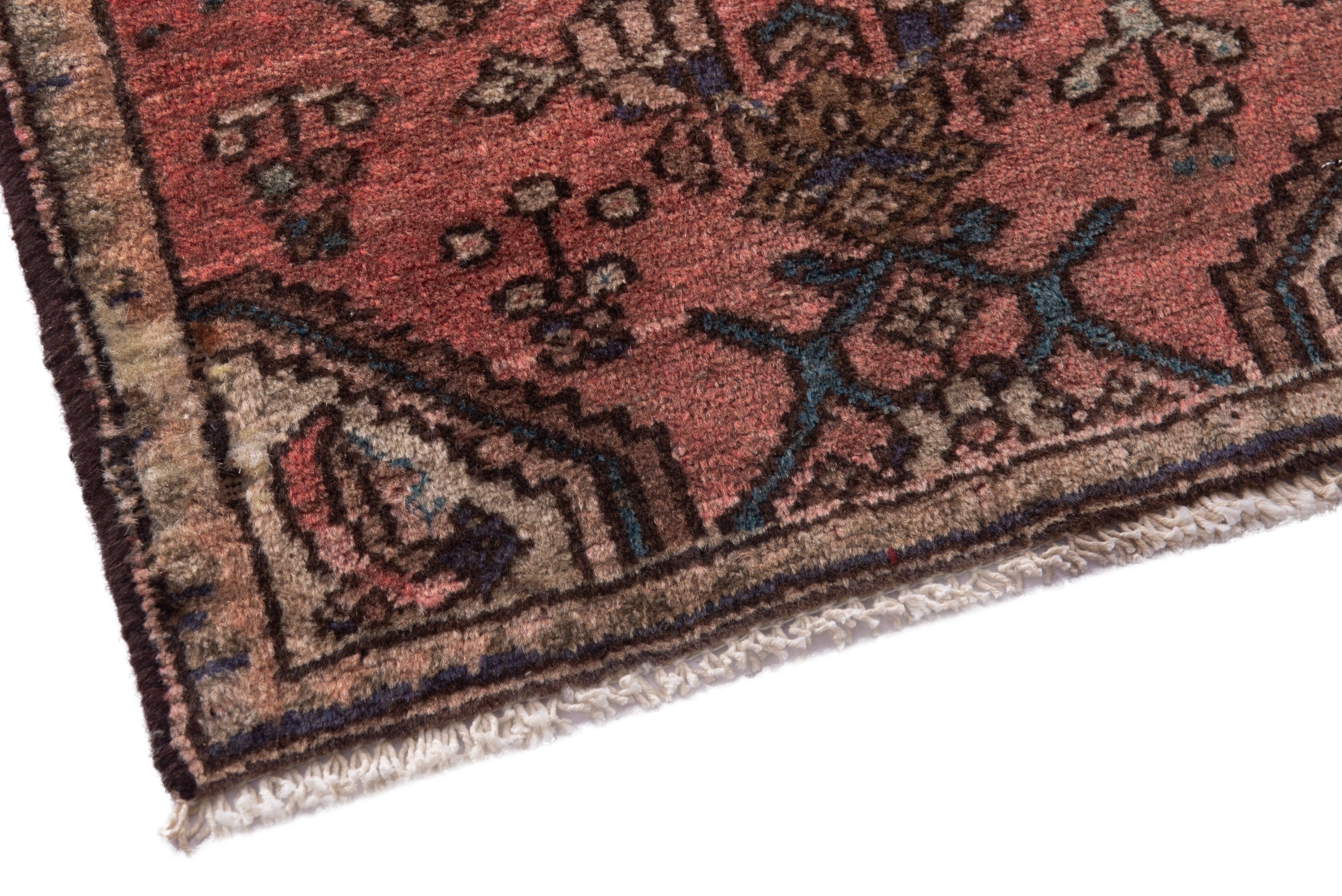 Persian Hamedan accent rug in dusty rose and faded red, view 5 of 7