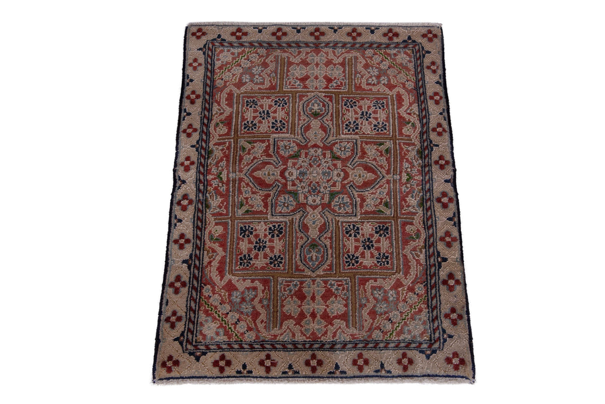 5278, Persian Nain Mini Rug