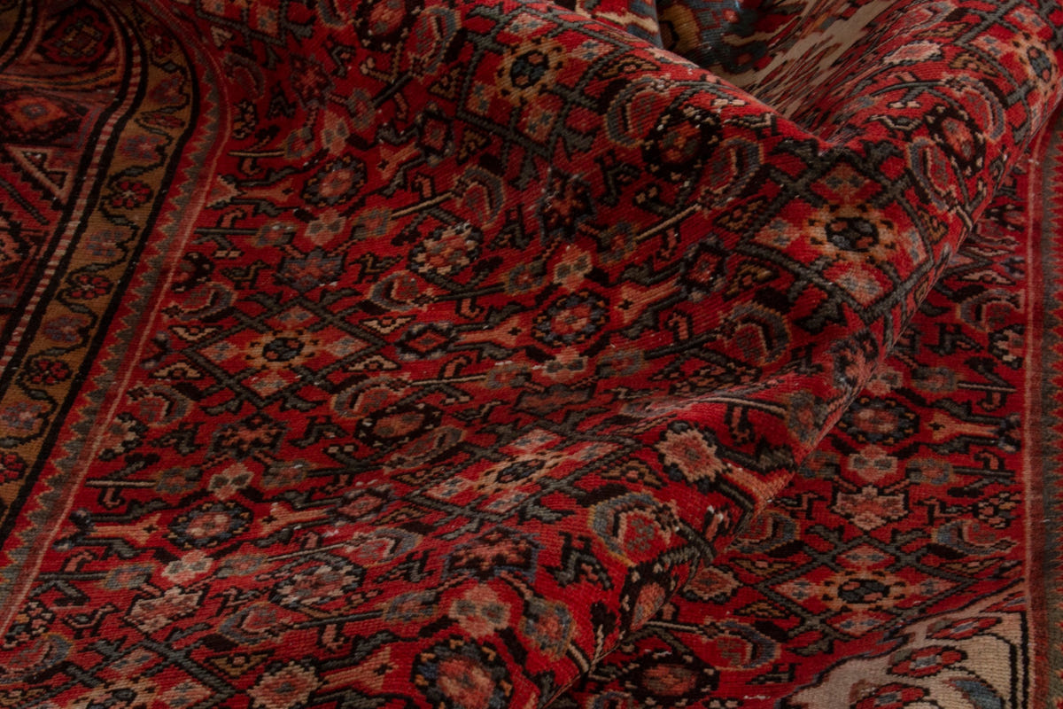 5305, Persian Hamadan Area Rug