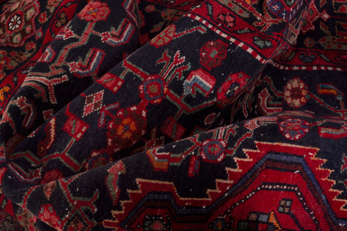 5310, Persian Hamadan Area Rug