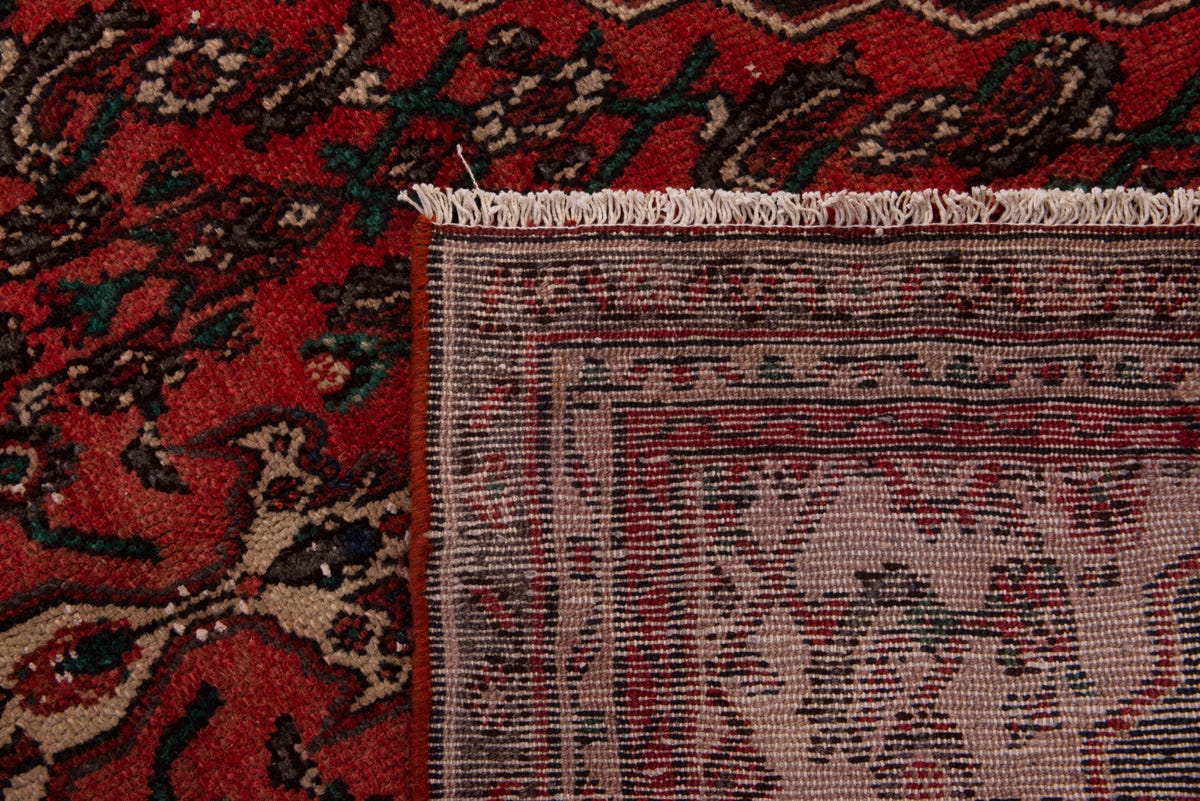 5318, Persian Hamadan Area Rug
