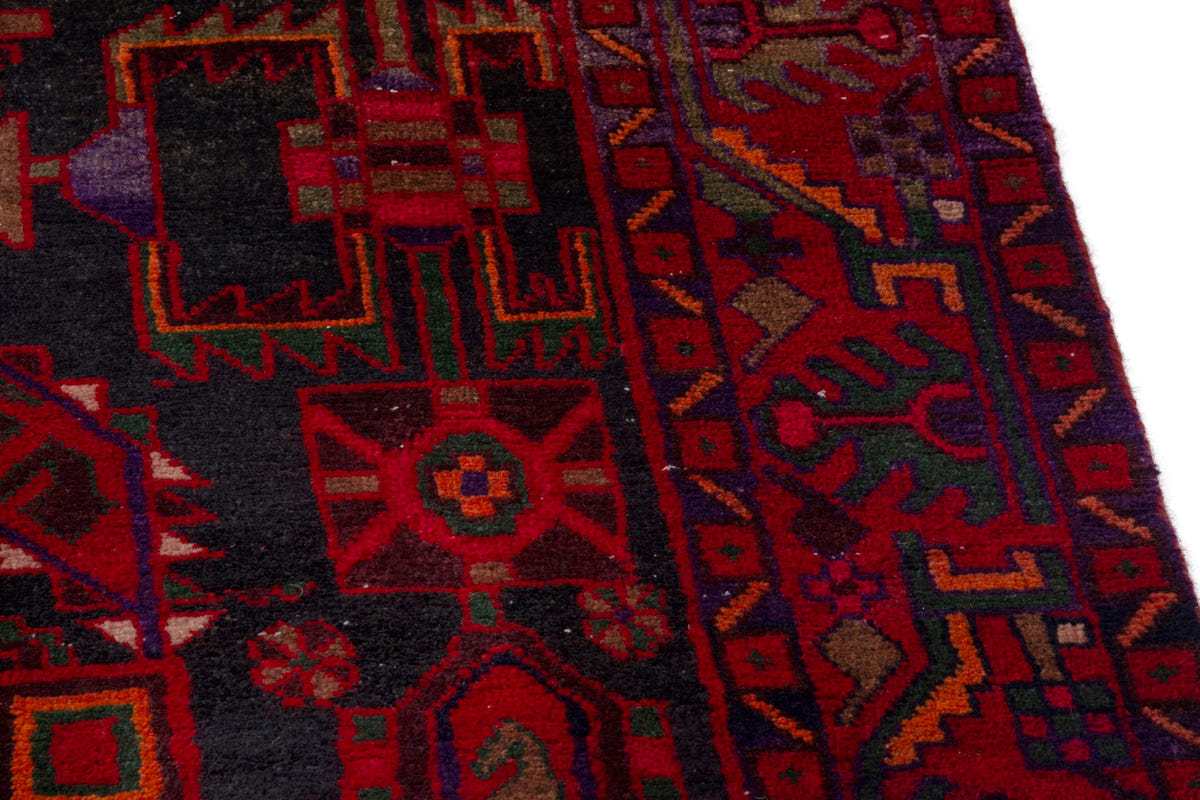 5320, Persian Borujerd Area Rug