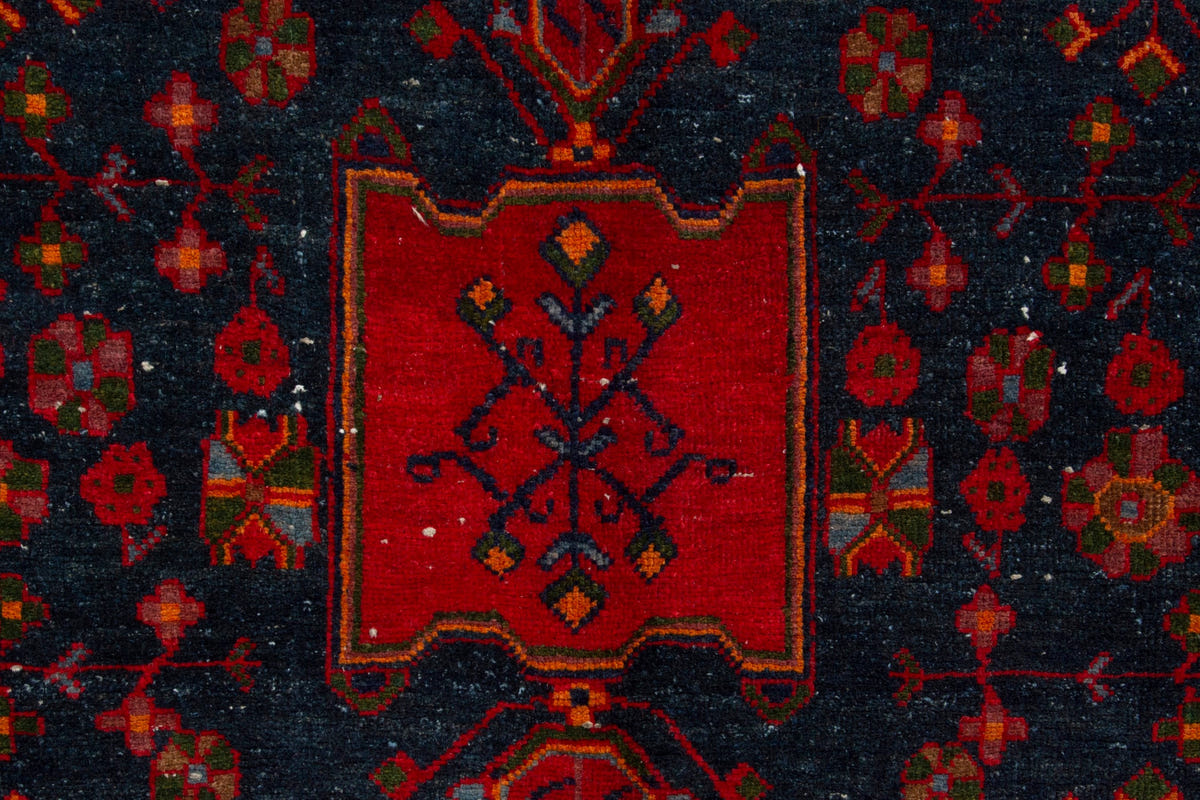 5324, Persian Borujerd Area Rug