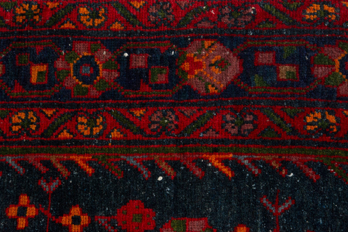 5324, Persian Borujerd Area Rug