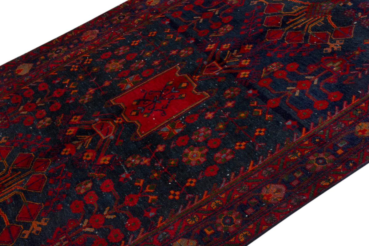 5324, Persian Borujerd Area Rug