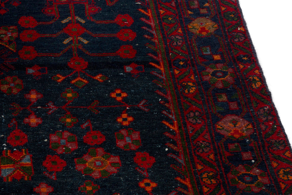 5324, Persian Borujerd Area Rug