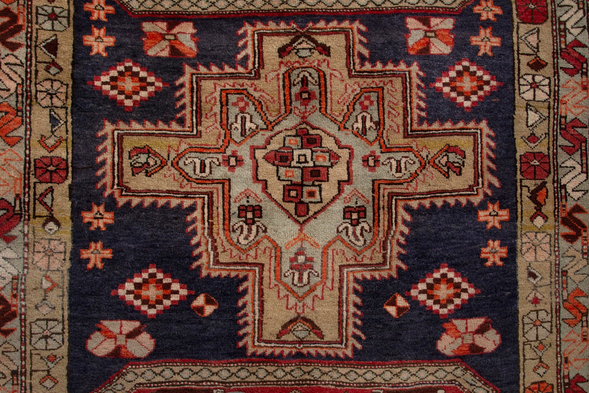 5325, Persian Ardabil Area Rug