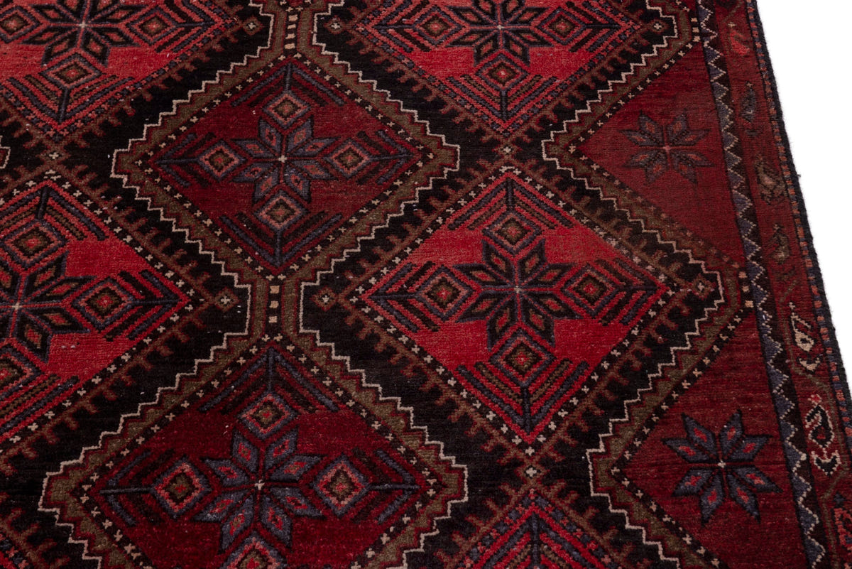 5345, Persian Hamadan Area Rug