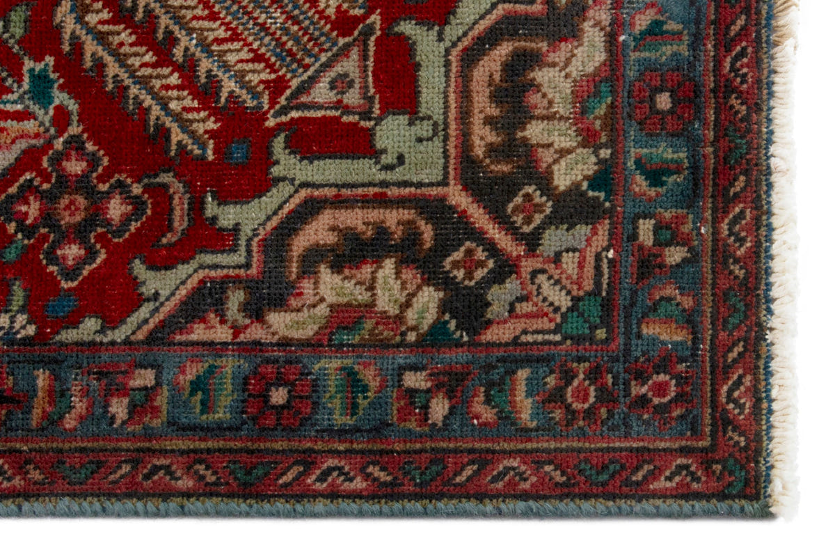 5373, Persian Tabriz Area Rug