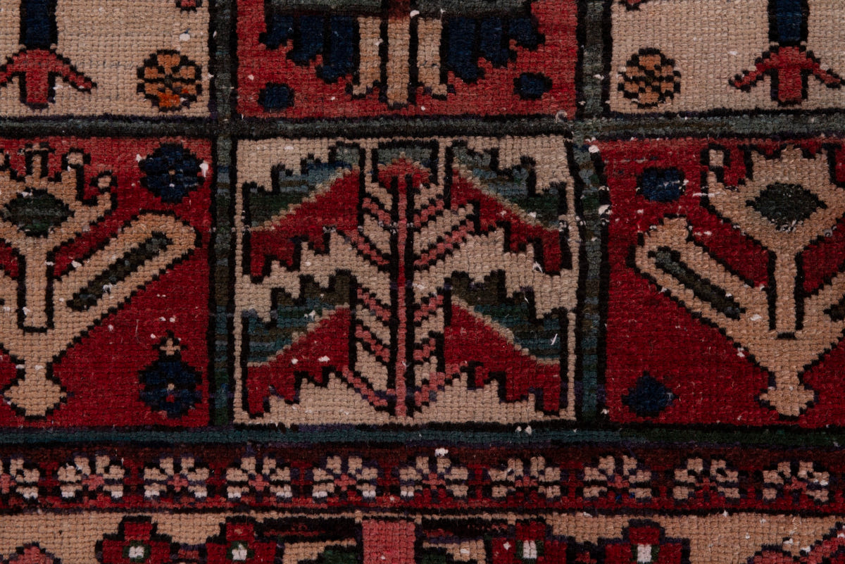 5390, Persian Bakhtiari Area Rug