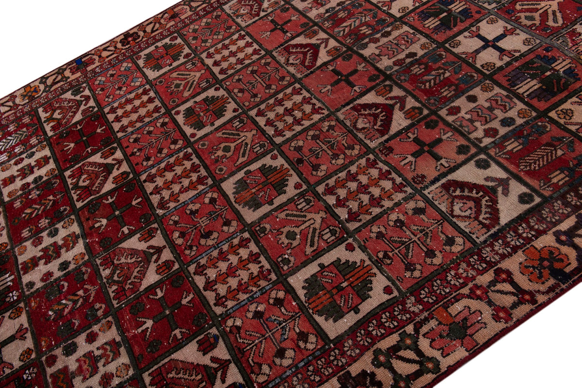 5390, Persian Bakhtiari Area Rug