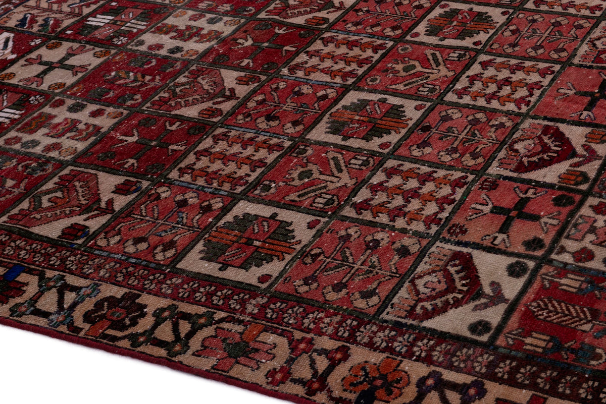 5390, Persian Bakhtiari Area Rug