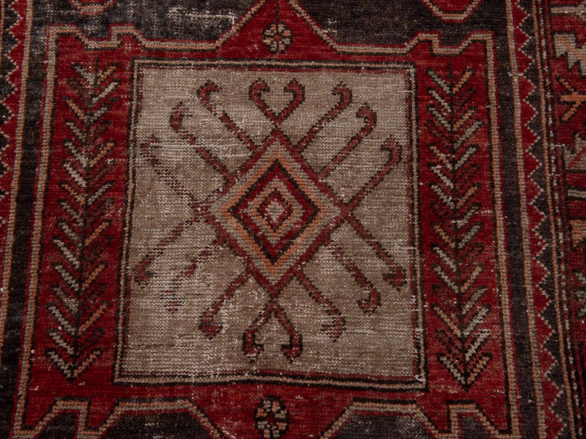 5441, Persian Saveh Runner Rug