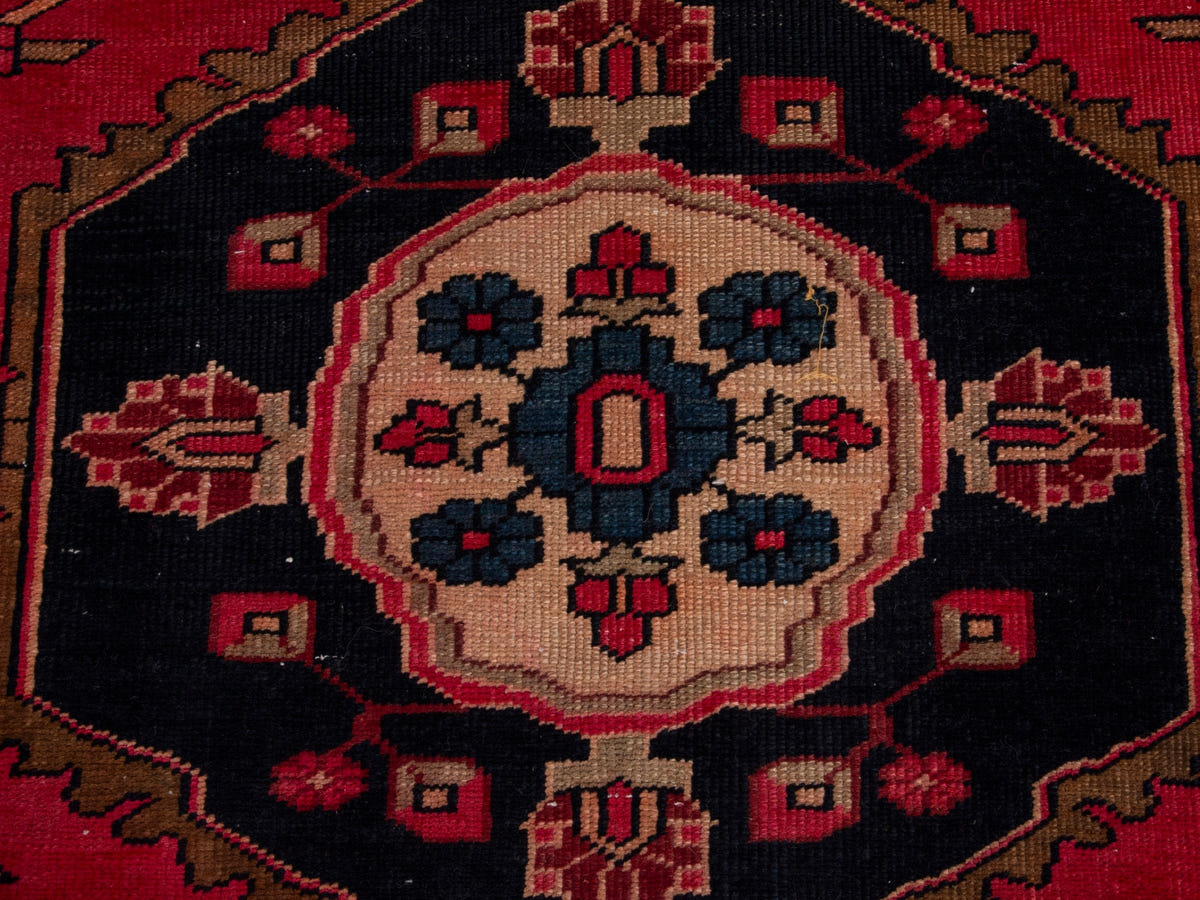 5470, Persian Ardabil Runner Rug