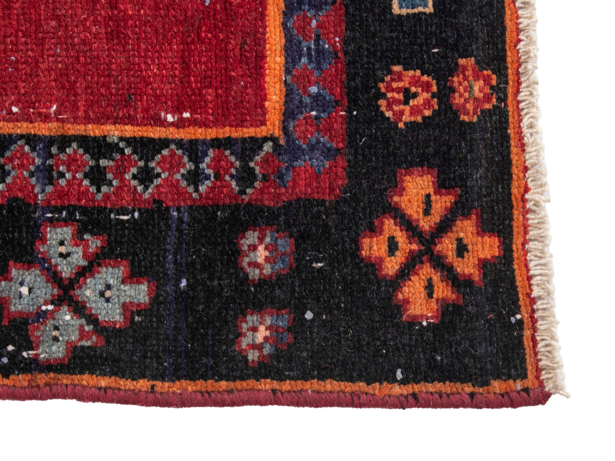 5476, Persian Saveh Runner Rug