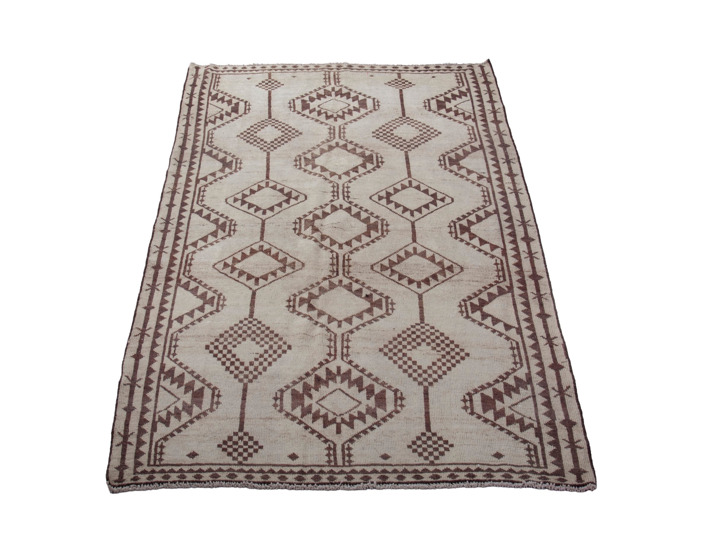 Persian Shiraz area rug in cream and faded red, view 3 of 18
