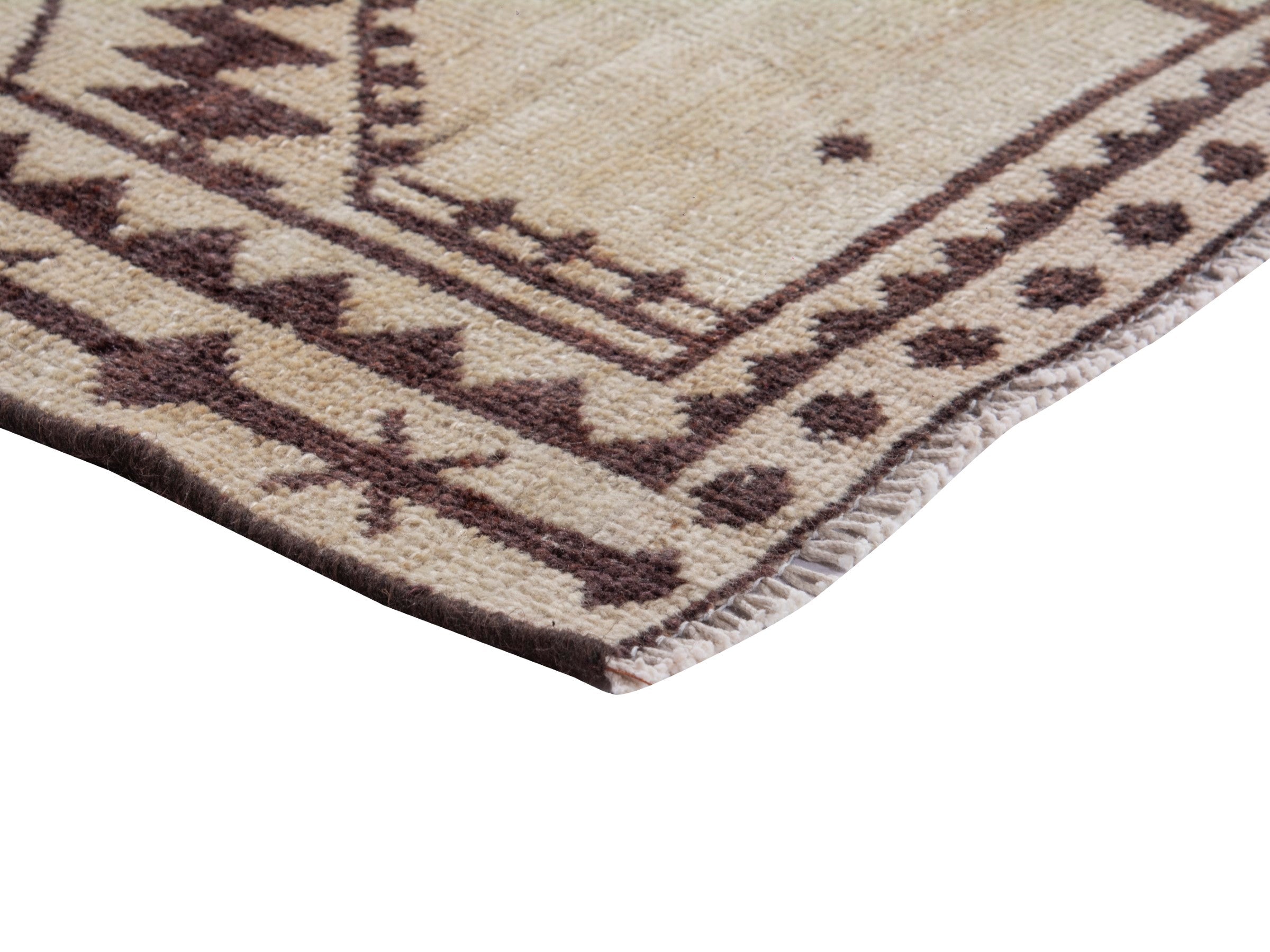 Persian Shiraz area rug in cream and faded red, view 6 of 18