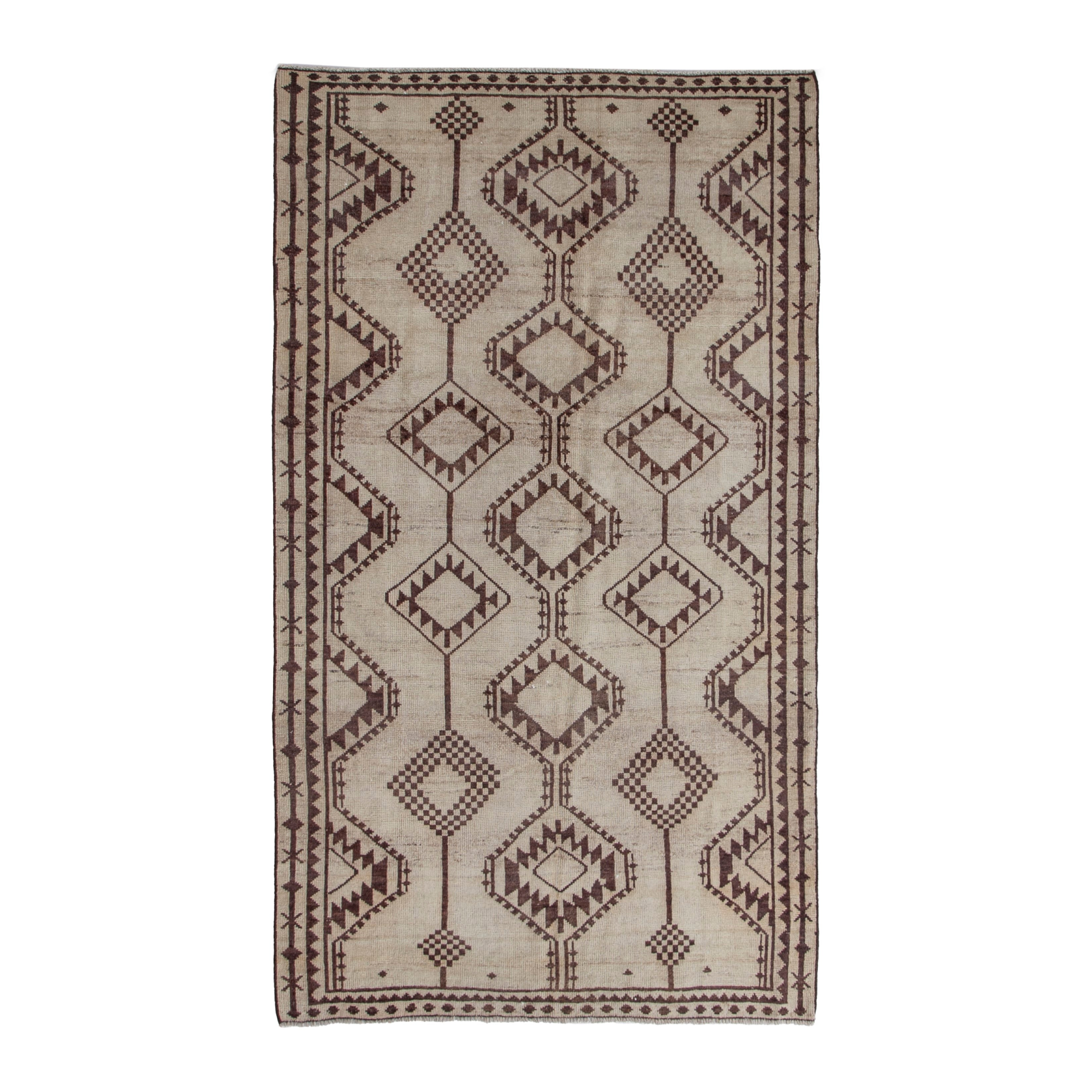 Persian Shiraz area rug in cream and faded red, 4'11" x 8'4"