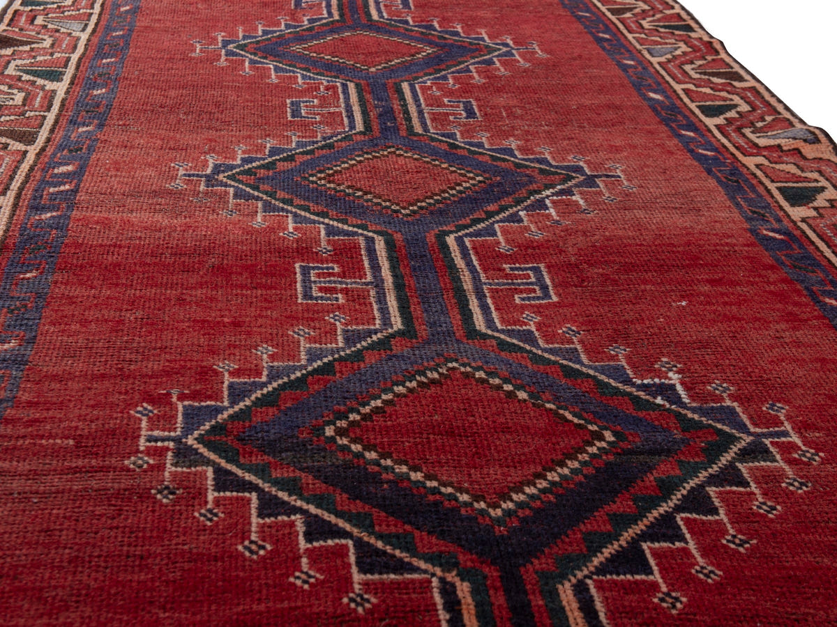 5498, Persian Shiraz Area Rug
