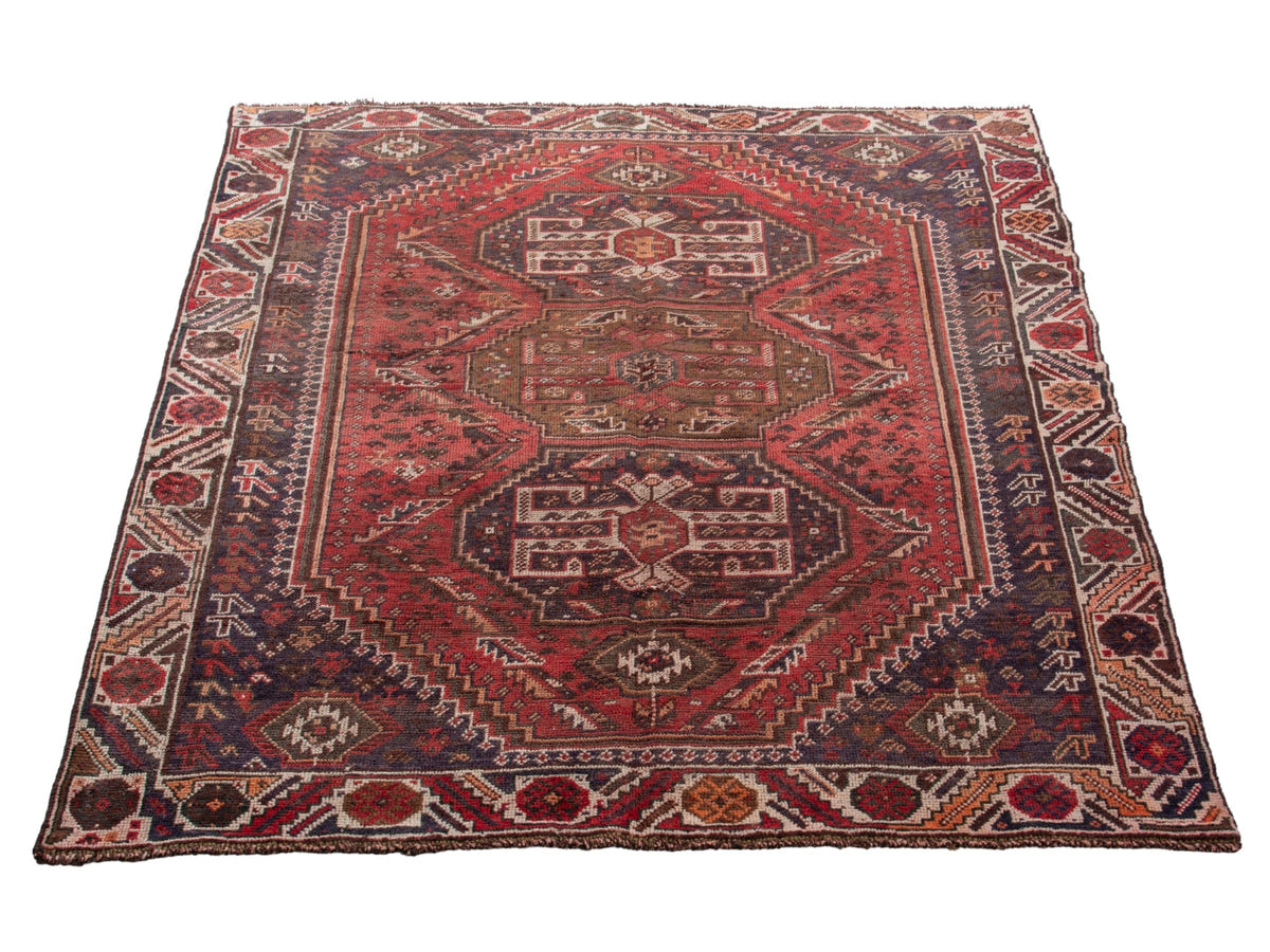 5502, Persian Shiraz Area Rug
