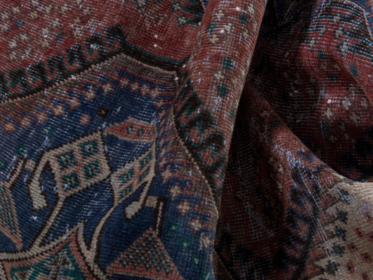 5509, Persian Bakhtiari Area Rug