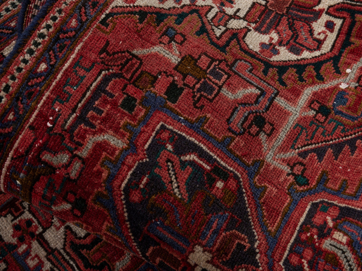 5516, Persian Heriz Area Rug