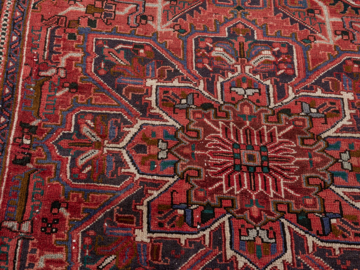 5516, Persian Heriz Area Rug