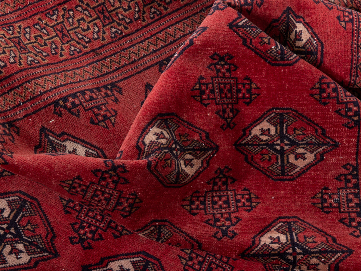 5526, Persian Torkaman Area Rug