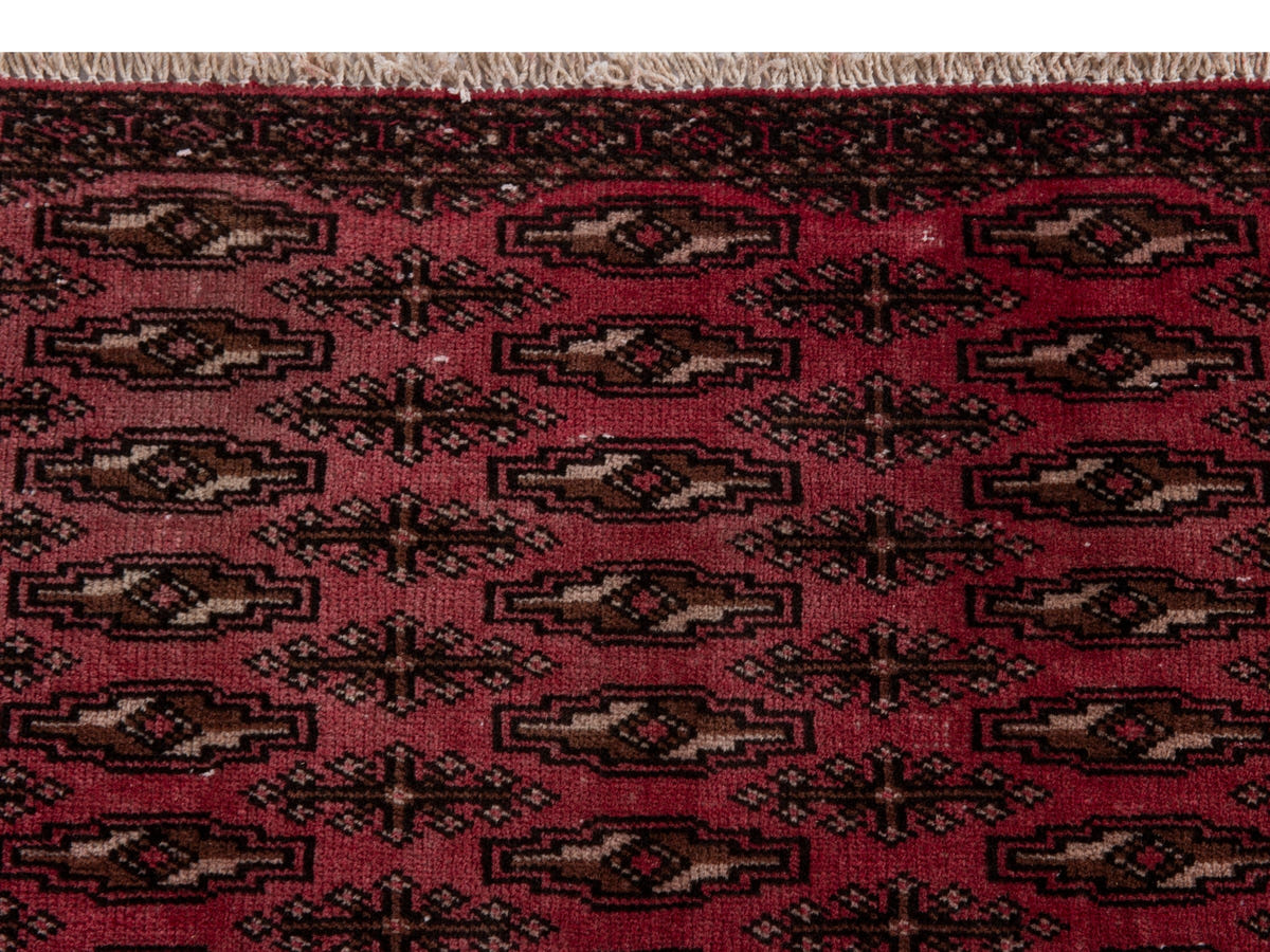5528, Persian Torkaman Area Rug