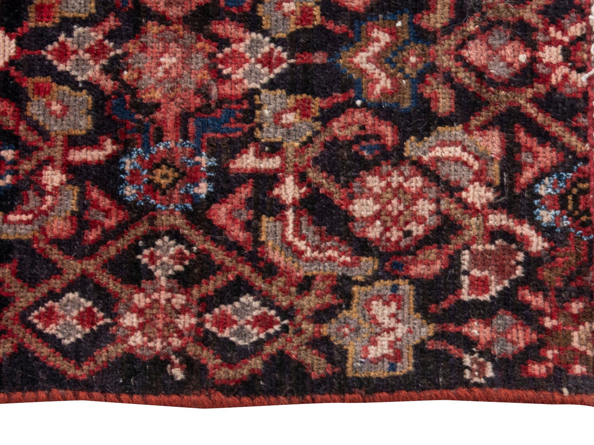 5533, Persian Hamadan Area Rug