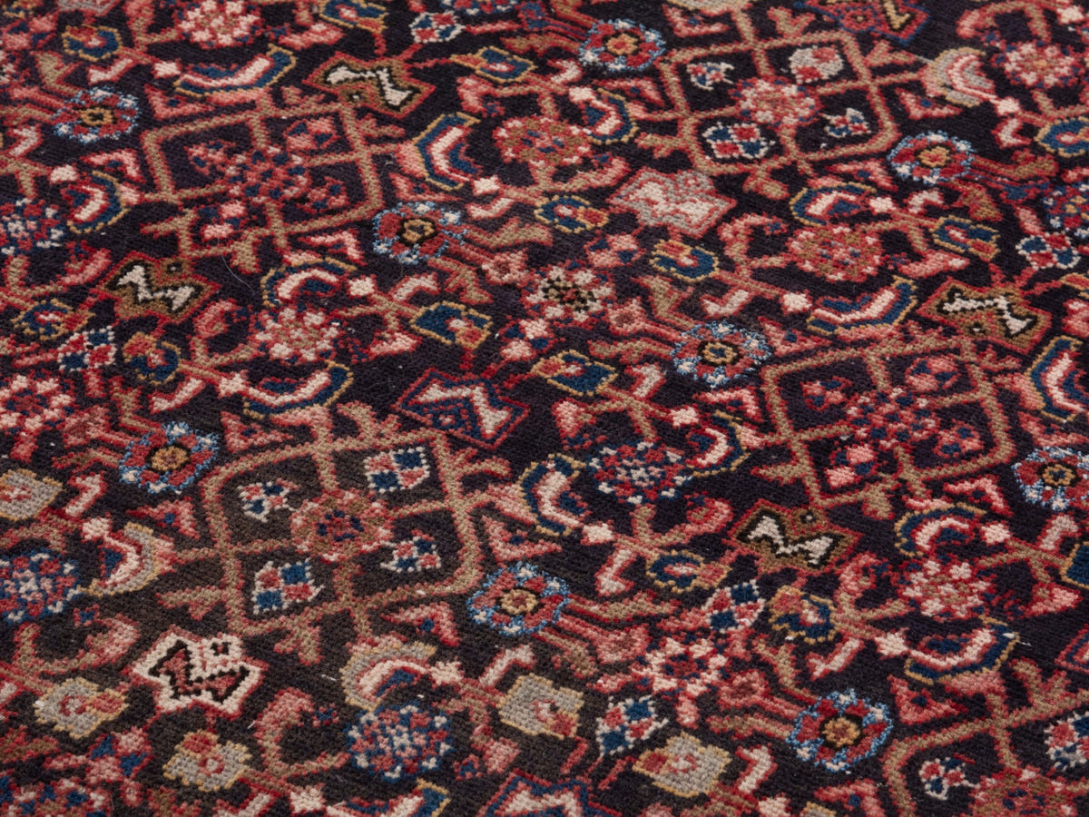 5533, Persian Hamadan Area Rug