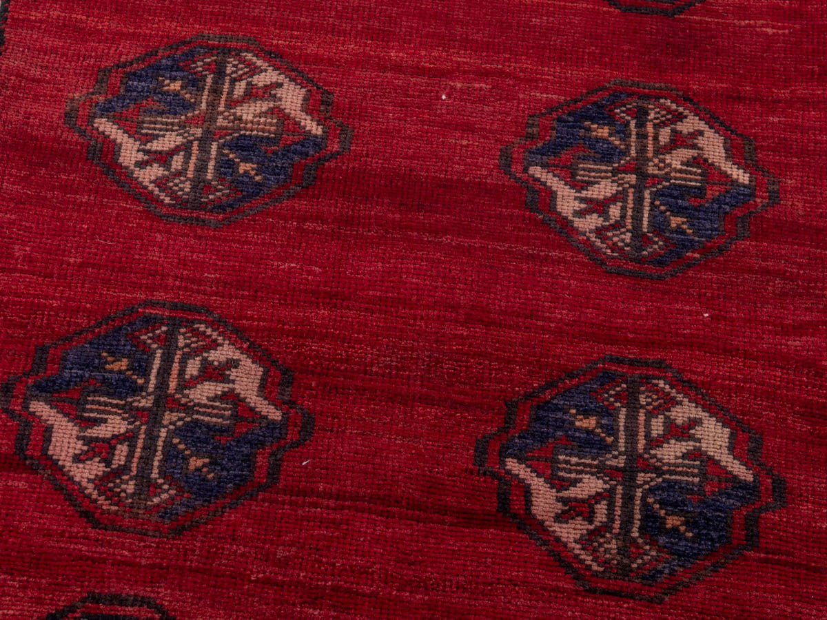 5539, Persian Torkaman Runner Rug
